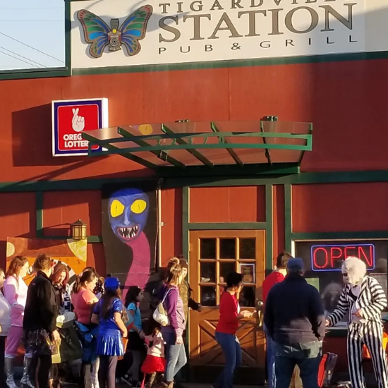 Trick or Treat Main Street