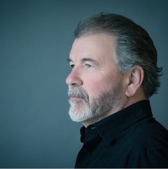 Live Music with John Knowles on Mother’s Day at Sidereus Vineyard & Winery