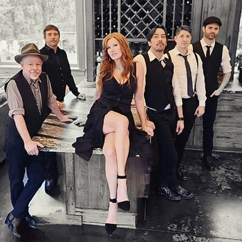 Music on the Lawn featuring Strawberry Roan at Oak Knoll Winery
